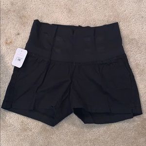 SOLD NWT Isabel Maternity Shorts Black sz XS